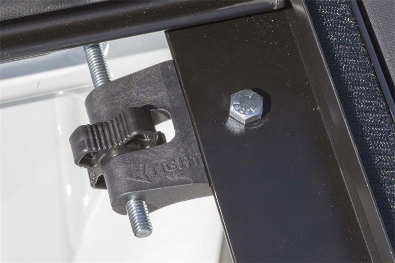 ACC91369-Access Vanish 15-19 Ford F-150 5ft 6in Bed Roll-Up Cover-Bed Covers - Roll Up-Access