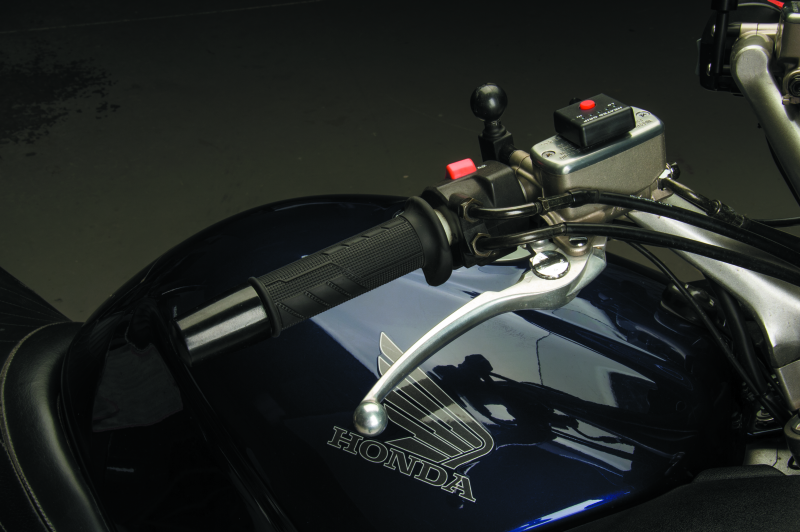 BKM101922-BikeMaster Heated Grips 7/8in-Grips-Bike Master