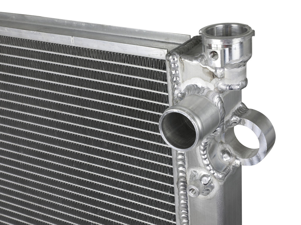 aFe aFe BladeRunner Street Series Tube & Fin Aluminum Radiator 05-15 Toyota Tacoma L4 2.7L/V6 4.0L
