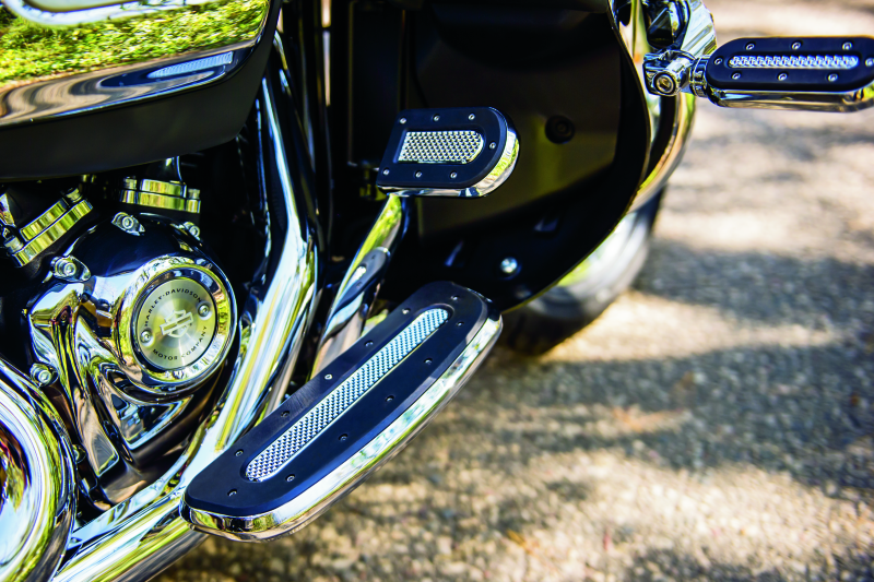 KUR7041-Kuryakyn Heavy Industry Driver Floorboards Chrome-Footpegs-Kuryakyn