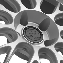 Load image into Gallery viewer, FFTRSHRS-88551+42-fifteen52 Holeshot RSR 18x8.5 5x112 42mm ET 57.1mm Center Bore Radiant Silver-Wheels - Cast-fifteen52