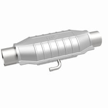 Load image into Gallery viewer, MAG94016-MagnaFlow Conv Univ 2.5 W/Air FED-Catalytic Converter Universal-Magnaflow