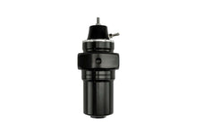 Load image into Gallery viewer, Turbosmart TS-0404-1532 Fuel Pressure Regulator