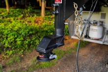 Load image into Gallery viewer, GEN-Y Hitch GH-7104 VIKING 9-Inch Offset Gooseneck Coupler with SnapLatch - image 7