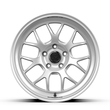 Load image into Gallery viewer, FFTRSARS-89552+22-fifteen52 Apex RSR 18x9.5 5x120 22mm ET 72.56mm Center Bore Radiant Silver-Wheels - Cast-fifteen52