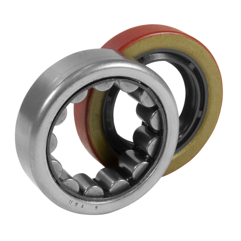 Yukon Gear Axle Bearing and Seal Kit 2.250in OD 1.400in ID