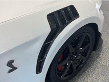 Load image into Gallery viewer, Pair of Anderson Composites Type-TPF Fenders displayed side-by-side prior to installation