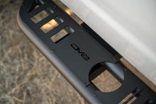Load image into Gallery viewer, dv8-black-steel-ram-1500-crew-cab-side-steps