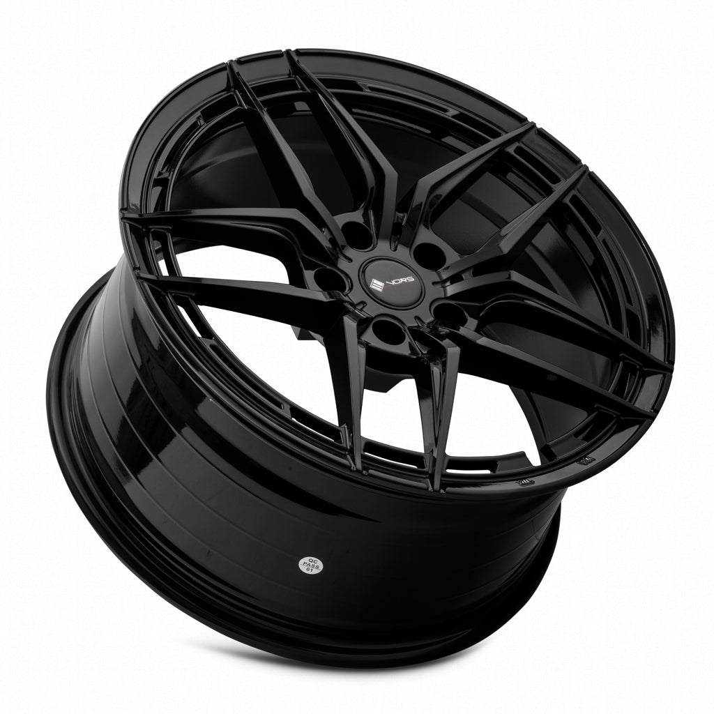 Vors Wheels Vors LT53 18x9 35 5x115mm 73.1mm Gloss Black