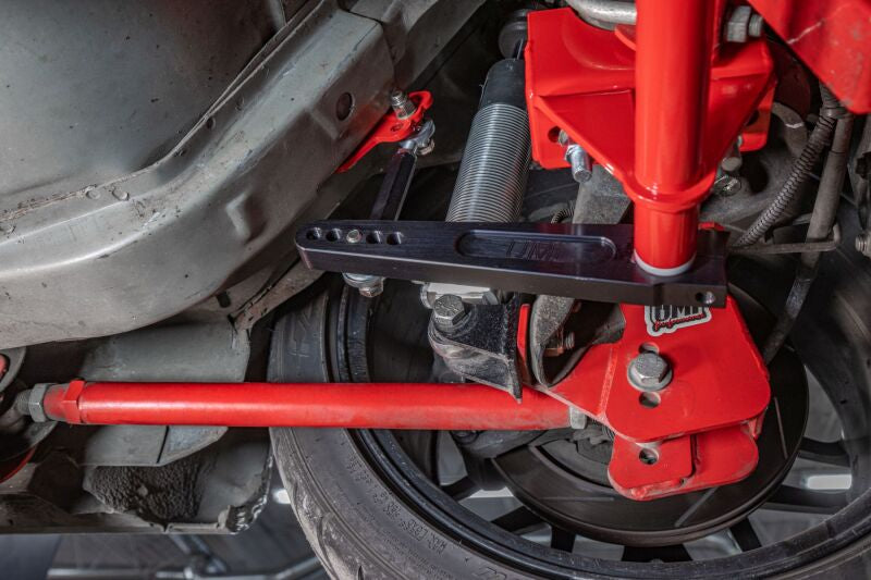 UMI 82-02 F-Body Splined Rear Sway Bar - Race-Red - Mounted