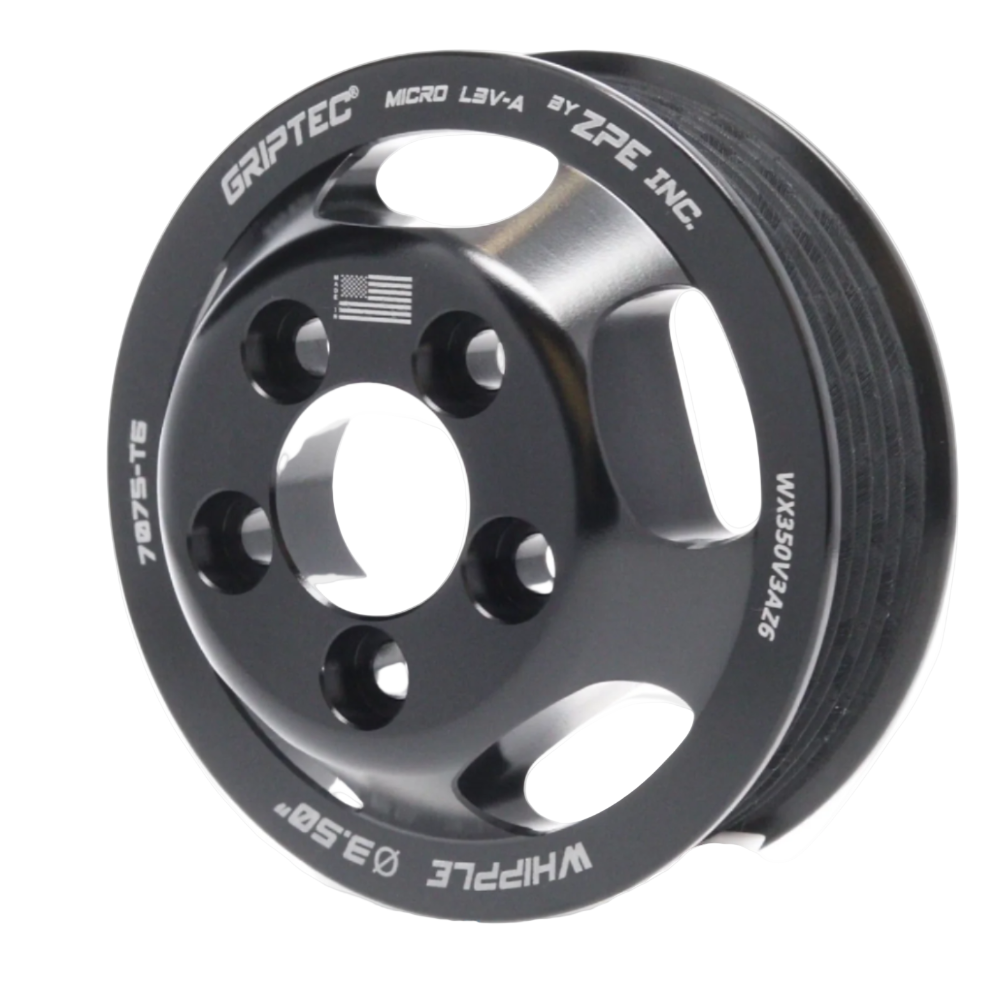 Front angle of Anderson Composites Type-SA carbon fiber hood for 2015–2018 Ford Focus RS.