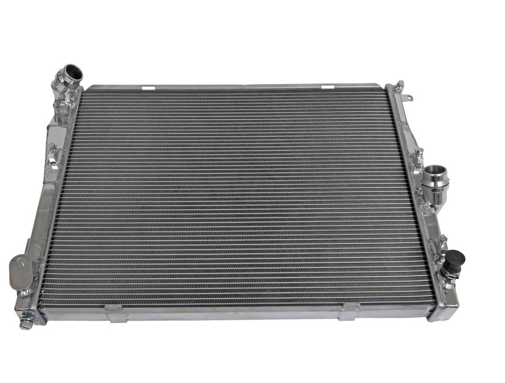 CSF 2006 BMW 325 / 07-09 BMW 328 / 06-10 BMW 330 / 09-10 BMW Z4 Radiator
