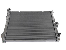 Load image into Gallery viewer, CSF 2006 BMW 325 / 07-09 BMW 328 / 06-10 BMW 330 / 09-10 BMW Z4 Radiator