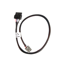 Load image into Gallery viewer, Close up REDARC factory-style connector for Jeep/Dodge/Chrysler
