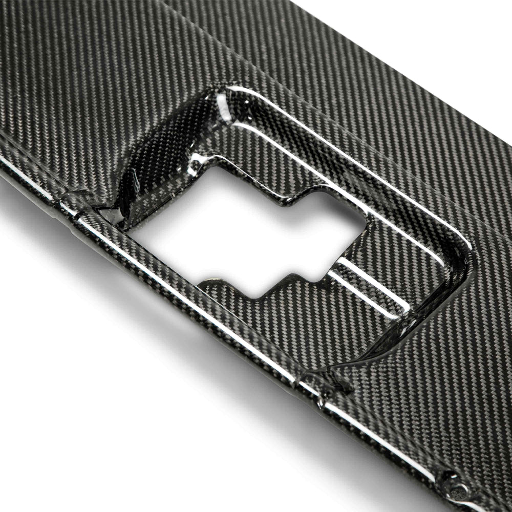 Close-up of 3K carbon fiber weave and gloss finish on Anderson Composites radiator cover