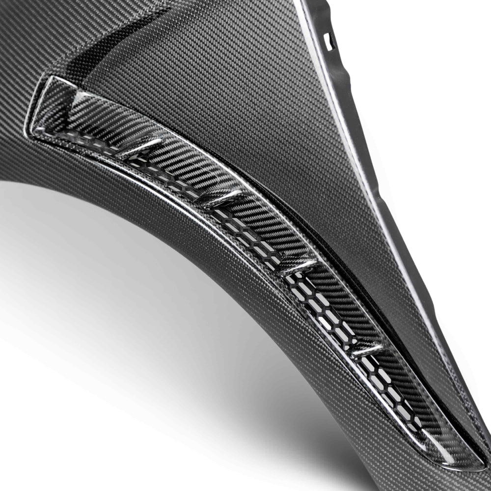 Anderson Composites Carbon Fiber Fender – Fitment Close-Up
