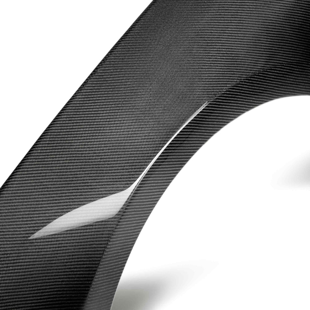 Rear angle of Anderson Composites GT350 Style fenders with factory alignment.