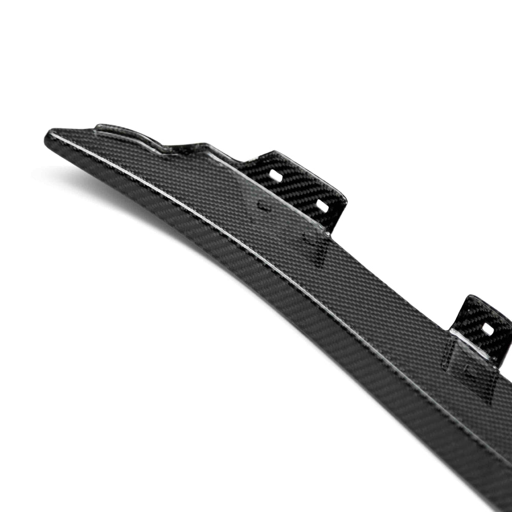 Angled profile highlighting fitment and contour shape