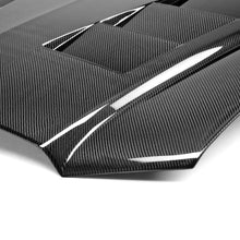 Load image into Gallery viewer, Close-up of gloss clear finish and 2x2 twill carbon weave