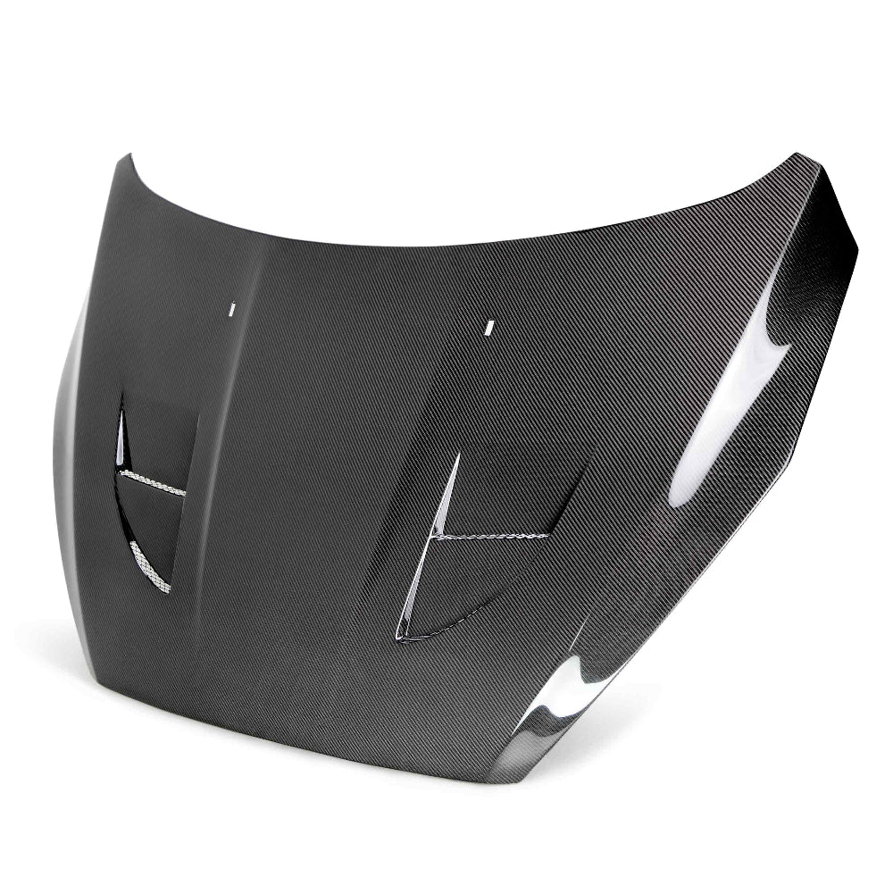 Front angle of Anderson Composites Type-SA carbon fiber hood for 2015–2018 Ford Focus RS.