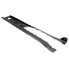 Load image into Gallery viewer, Front-side view showing Anderson Composites Carbon Fiber Rocker Panel Splitters on 2020–2023 Shelby GT500 with gloss 3K 2x2 weave.