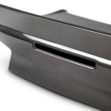 Load image into Gallery viewer, Lightweight carbon fiber deck lid for 2016–2024 Chevrolet Camaro coupe
