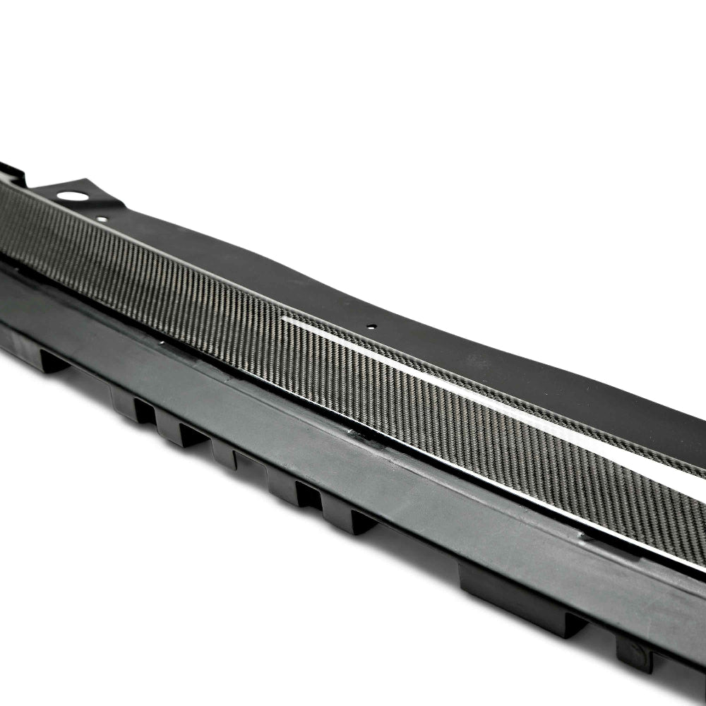 Gloss Clear-Coated Anderson Composites Carbon Fiber Taillight Surround for 2009–2014 Challenger