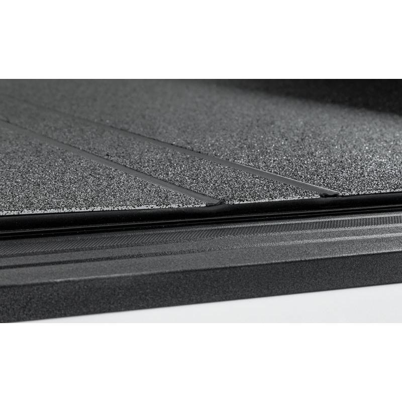 Access LOMAX Tri-Fold Cover Black Urethane Finish 22+ Toyota Tundra - 5ft 6in Bed - image 10