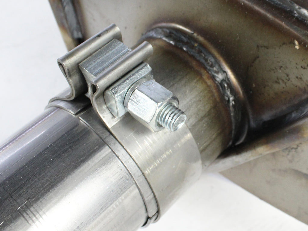 aFe MACHForce XP Exh CB,Stainless steel GM Silverado/Sierra 1500 2014 V*-5.3/6.2L Polished tip aFe AFE49-44038-P