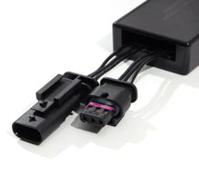 Load image into Gallery viewer, Product image 2 showing the AlphaRex wiring connectors identified as ARX210081.