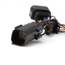 Load image into Gallery viewer, Product image 2 showing the AlphaRex wiring connectors identified as ARX620015.