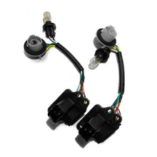 Load image into Gallery viewer, Product image 1 showing the AlphaRex wiring connectors identified as ARX640011.