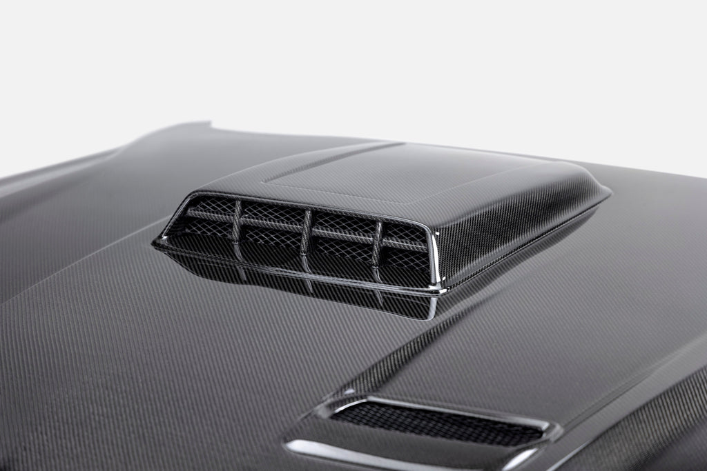 Close-up of Type-SK carbon fiber weave and shaker scoop design
