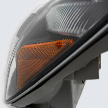Load image into Gallery viewer, ANZO 2003-2005 Toyota 4Runner Crystal Headlights Black ANZO ANZ111394