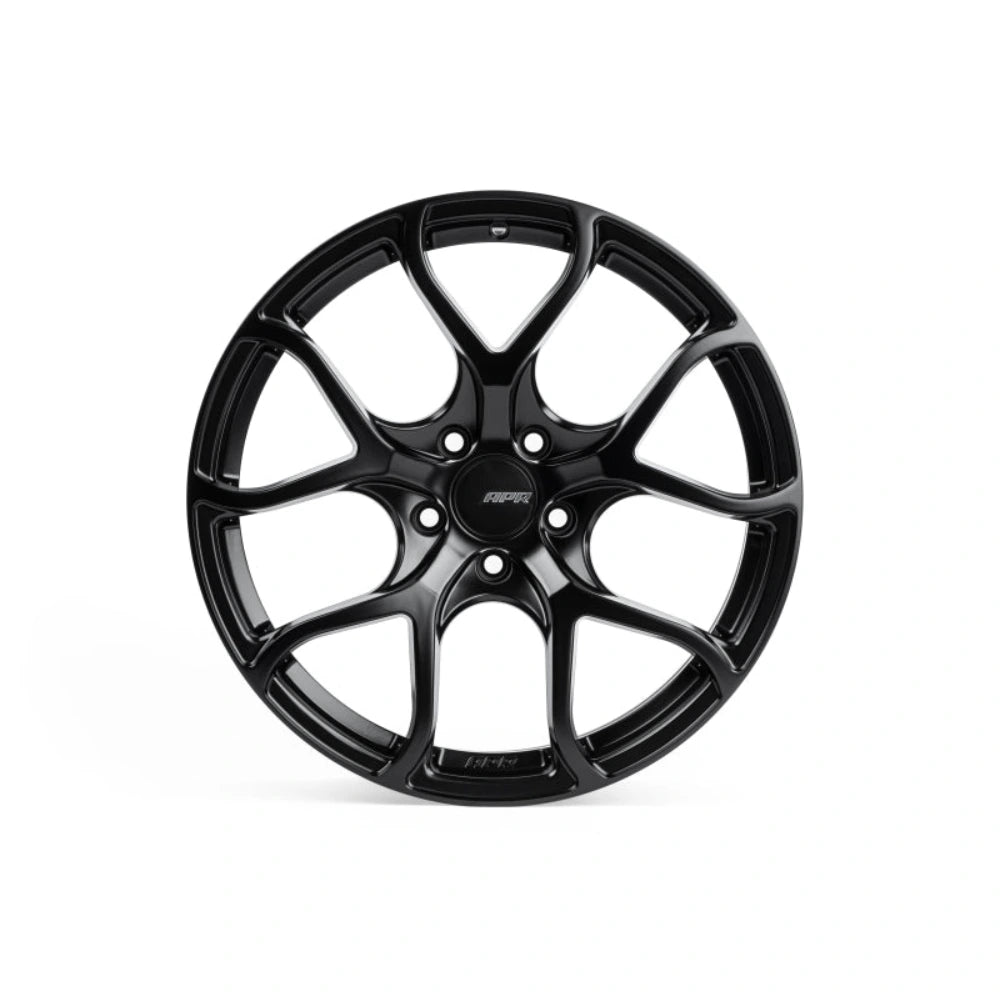 APR A01 Flow Formed - 18x8.5 - 5x112 - ET45 - 66.5mm Center Bore - Satin Black Wheel - APR WHL00017