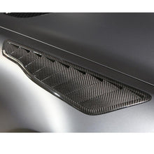 Load image into Gallery viewer, Close-up of carbon fiber weave and clear coat finish