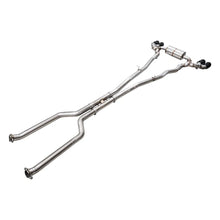 Load image into Gallery viewer, AWE Touring Exhaust for 2025-2026 BMW M5 with Diamond Black Tips, product view 3