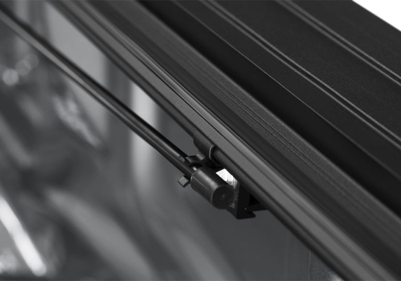 BAK 15-20 Ford F-150 5ft 7in Bed BAKFlip MX4 Matte Finish - Black Ops Auto Works