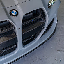 Load image into Gallery viewer, 2021-Present BMW M3 M4 Carbon Fiber CSL Grill - BayOptiks G8X-CSL Grill