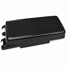 Load image into Gallery viewer, Black Ops BOAW-SFBC05JPGC-C carbon fiber small fuse box cover for 2005-2010 Jeep Grand Cherokee WK