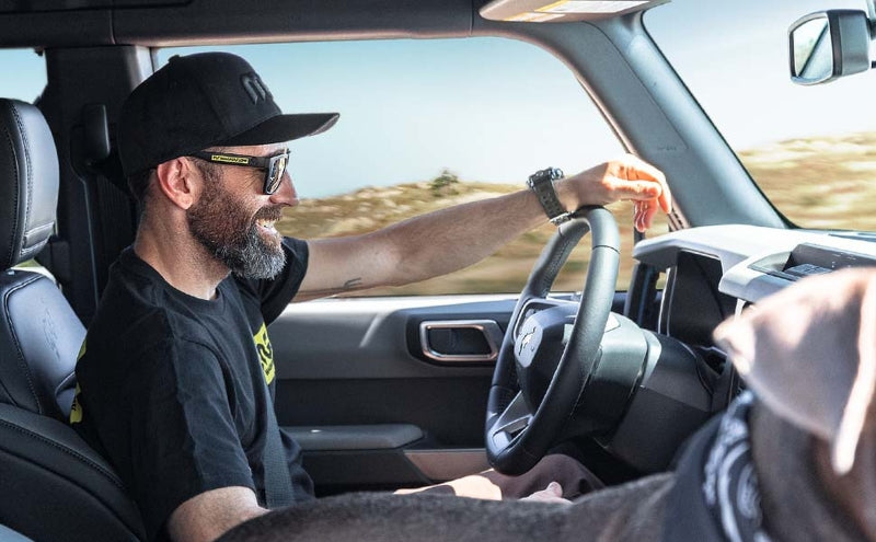 MAG13134-MagnaFlow Muffler Red Pack Series Glasspack 3.5in Rd 22in Body Length 2in/2in Inlet/Outlet-Muffler-Magnaflow