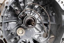 Load image into Gallery viewer, Clutch Masters Clutch Masters 05-11 Toyota Tacoma 4.0L Internal Hydraulic Release Bearing