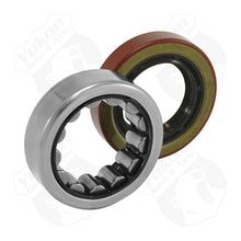 Load image into Gallery viewer, Yukon Gear Axle Bearing and Seal Kit 2.250in OD 1.400in ID