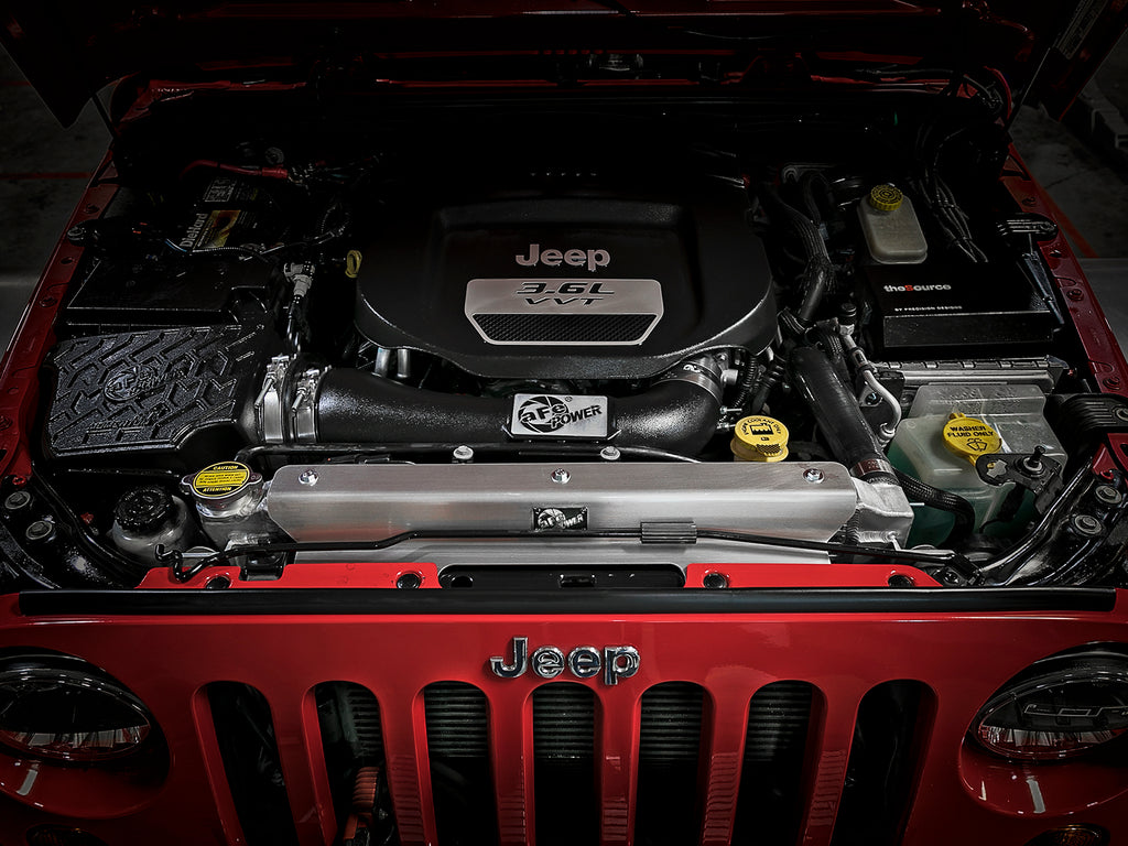 aFe aFe BladeRunner GT Series Bar and Plate Radiator w/ Black Hoses 12-18 Jeep Wrangler (JK) V6 3.6L