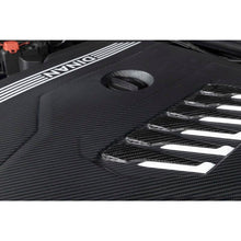 Load image into Gallery viewer, Dinan D590-0004 BMW B58D Matte Carbon Fiber Engine Cover - product image 6