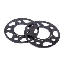 Load image into Gallery viewer, Dinan D210-2023 Wheel Spacer Set - primary product image