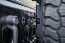 Load image into Gallery viewer, DV8 Offroad DV8 07-18 Jeep Wrangler (JK) Tire Carrier for MTO Bumper