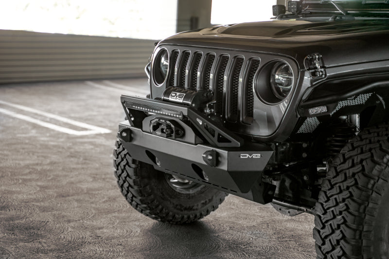 DVEFBJL-06-DV8 Offroad 07-23 Jeep Wrangler/Gladiator JT/JK/JL FS-25 Stubby Front Bumper w/Plated Bull Bar-Bumpers - Steel-DV8 Offroad