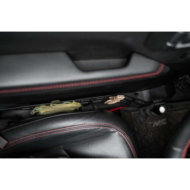 DV8 Offroad DV8 Offroad 18-20 Jeep Wrangler (JL)/Gladiator (JT) Front Door Pocket Molle Panels