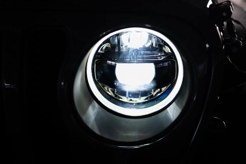 DV8 Offroad 18-22 Jeep Gladiator Wrangler LED Projector Headlights - Black Ops Auto Works